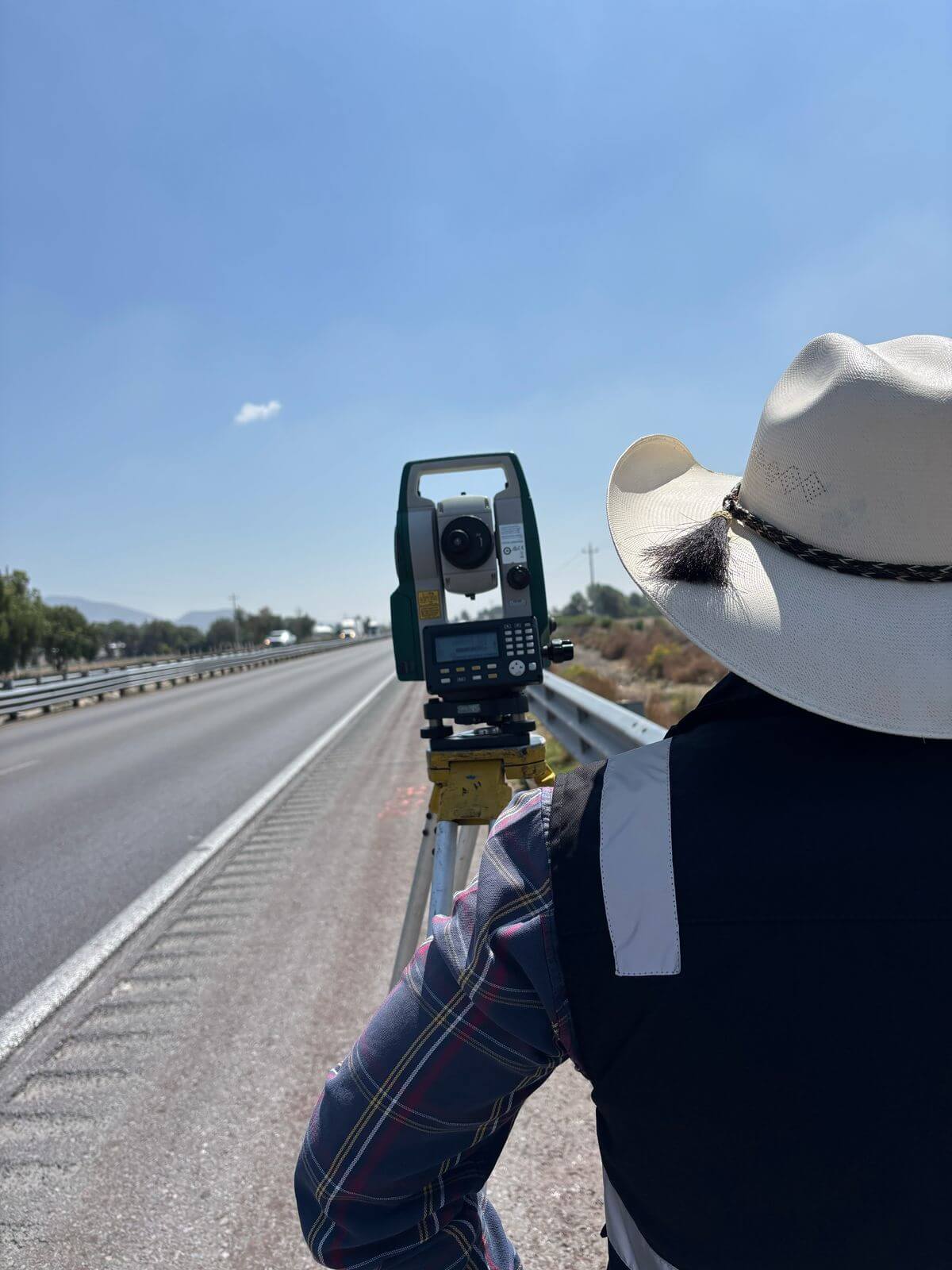 Registro técnico de excavación en Estación de Servicio